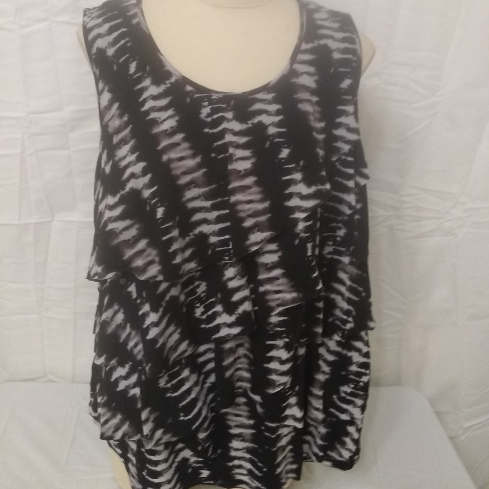 ❤️ Last Chance❤️Worthington Black/ White Ruffell